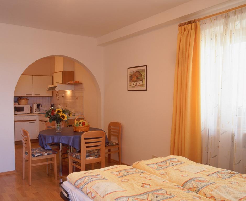 Felsenegg Hotel Nalles Ngoại thất bức ảnh